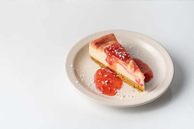 Order Strawberry Cheesecake - Dessert food online from Pietros Italian store, Riverside on bringmethat.com