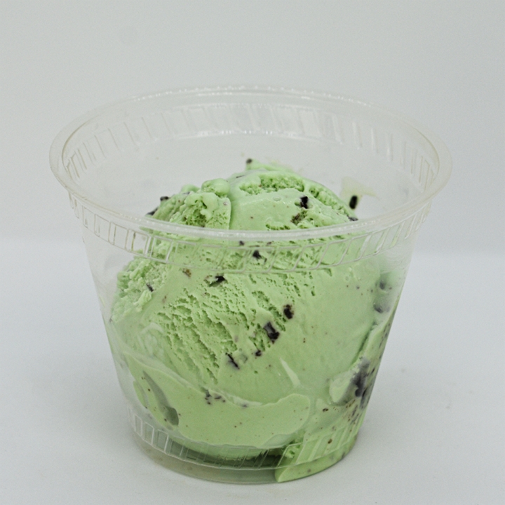 Order Kiddy Scoop food online from The Brown Cow Ice Cream Parlor store, Forest Park on bringmethat.com