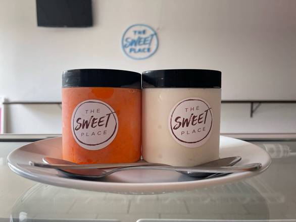 Order Homemade Pumpkin Spice Ice Cream Pint food online from The Sweet Place store, Cincinnati on bringmethat.com