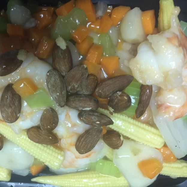 Order Shrimp with Almond Ding food online from Oriental Express Restaurant store, Deptford Township on bringmethat.com
