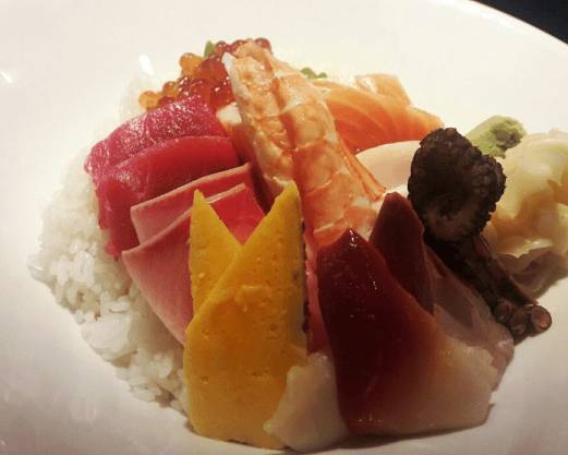 Order Chirashi. food online from Honshu Sushi & Noodles Lounge store, Jersey City on bringmethat.com