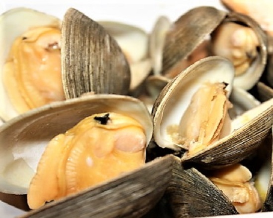 Order 1 LB Clams food online from Juicy Seafood store, Evansville on bringmethat.com