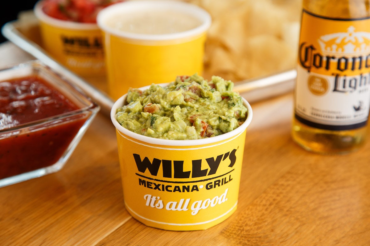 Order Guacamole food online from Willy's Mexicana Grill store, Alpharetta on bringmethat.com