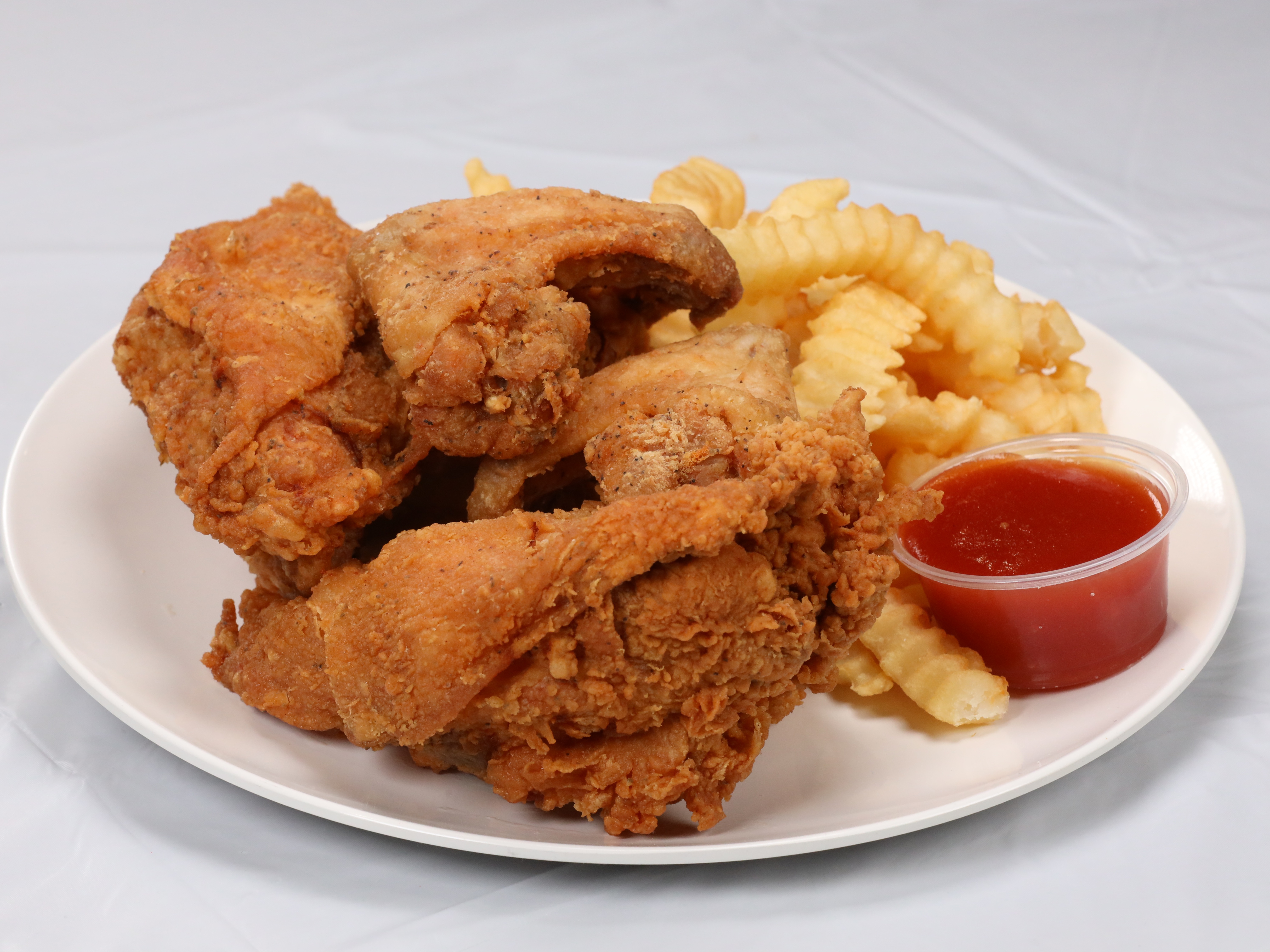 Order 1/2 Mix w/fry food online from Sam Sylk Chicken And Fish store, Euclid on bringmethat.com