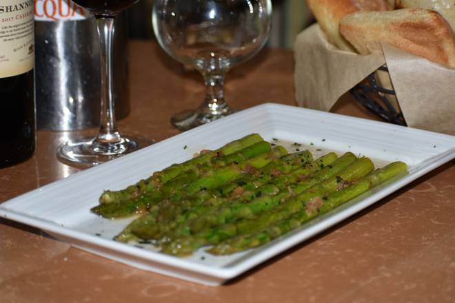 Order Asparagus food online from La Piazza Cucina Italiana & Wine Bar store, Melville on bringmethat.com
