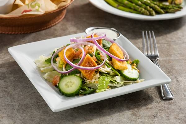 Order Side House Salad food online from Chilis store, Woodbridge on bringmethat.com