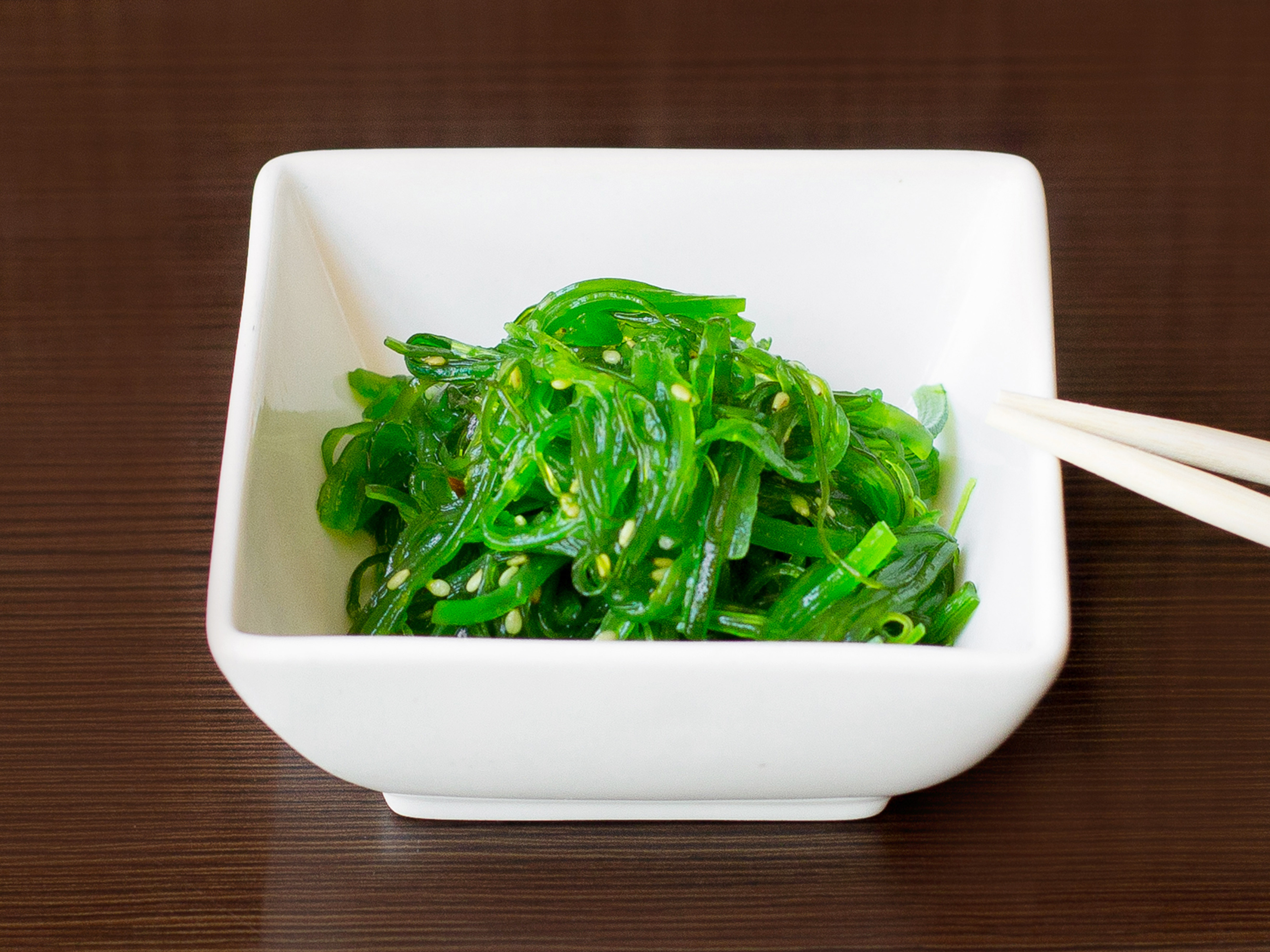 Order Japanese Seaweed Salad food online from Onkei Ramen store, Los Angeles on bringmethat.com