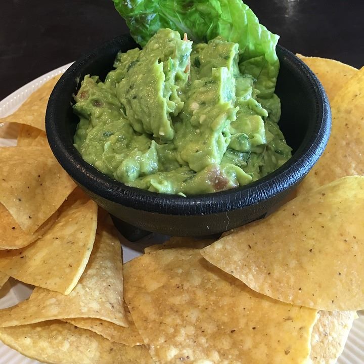 Order Guacamole and Chips food online from Alberto Mexican Restaurant store, Greeley on bringmethat.com