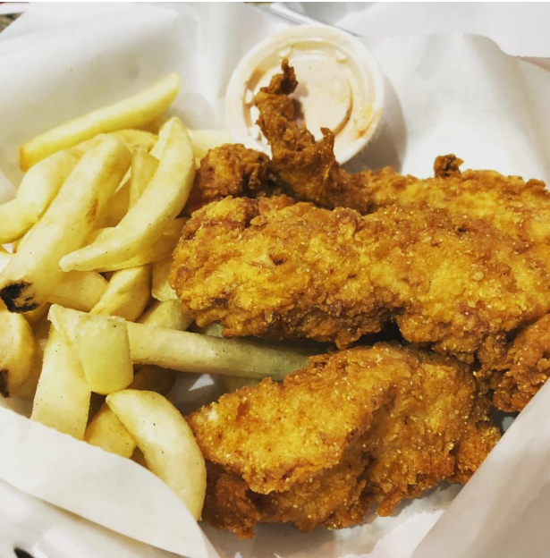 Order Chicken Tenders food online from Park Place Market store, Grosse Pointe Park on bringmethat.com