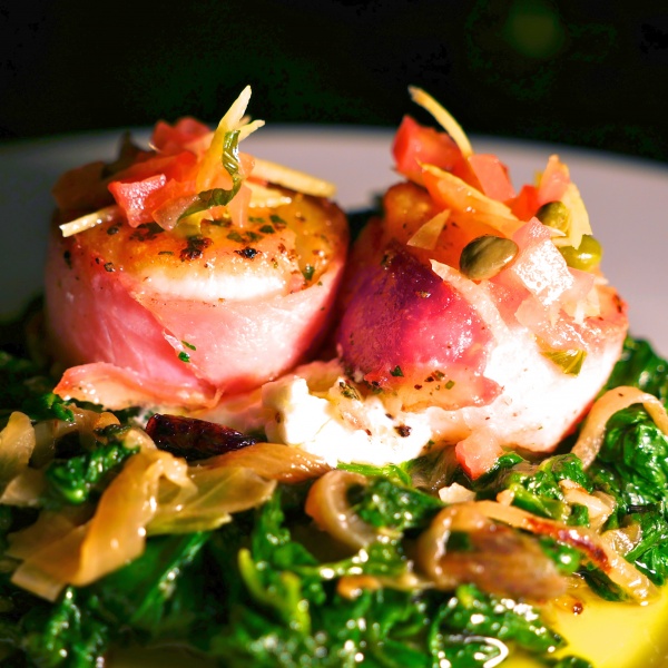 Order Pancetta-Wrapped Roasted Scallops food online from Cesco osteria store, Bethesda on bringmethat.com