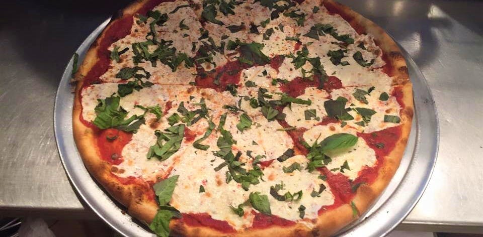 Order Margherita Pizza - Personal 10'' (4 Slices) food online from Nicola's Pizza store, Califon on bringmethat.com