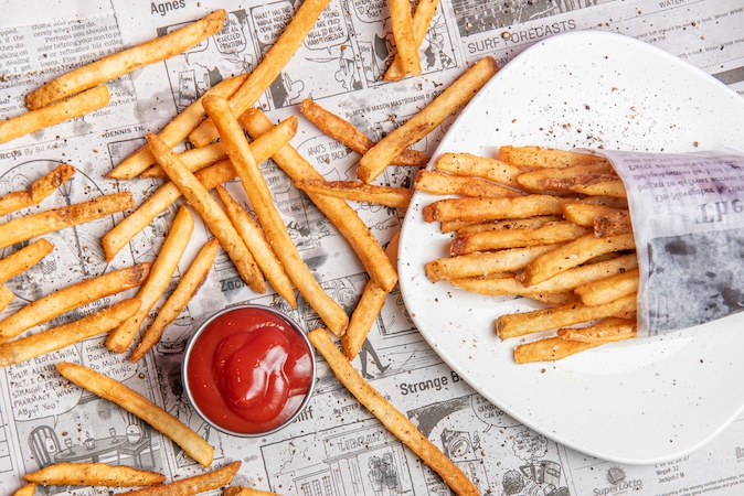 Order Seasoned Thin Fries food online from In A Bun store, Tempe on bringmethat.com