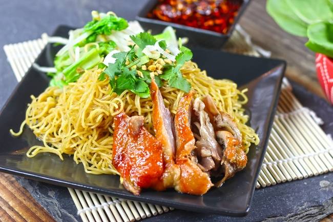 Order Roasted Duck Noodles food online from Red 88 Packie store, Davis on bringmethat.com
