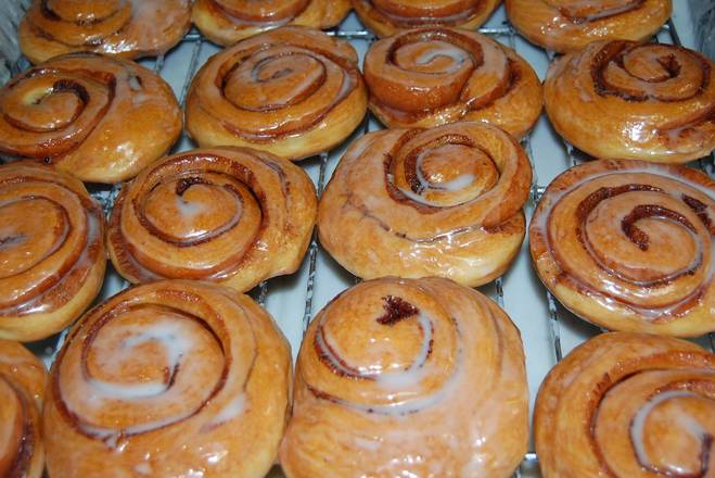 Order Coffee Roll food online from The Whole Donut store, Enfield on bringmethat.com