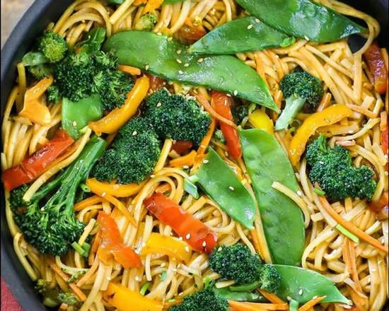 Order Vegetable Lo Mein (qt) food online from Wu's Garden store, Upper Leacock on bringmethat.com