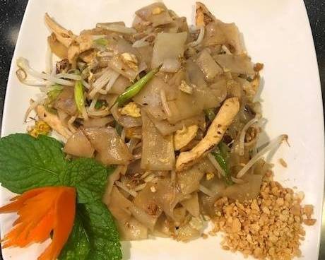 Order Kua Gai Noodles food online from Thai Pasta store, Carlsbad on bringmethat.com