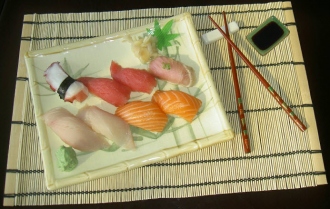 Order R31. Sushi food online from 88 Chinese & Sushi Sherman Oaks store, Van Nuys on bringmethat.com