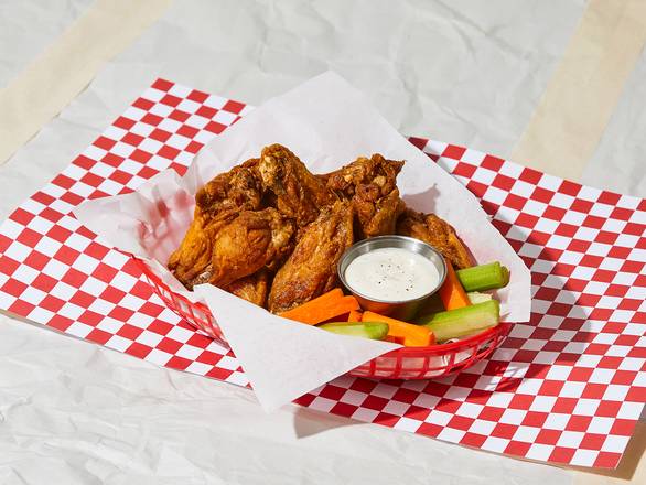 Order Chicken Wings food online from Brooklyn Calzones store, Utica on bringmethat.com