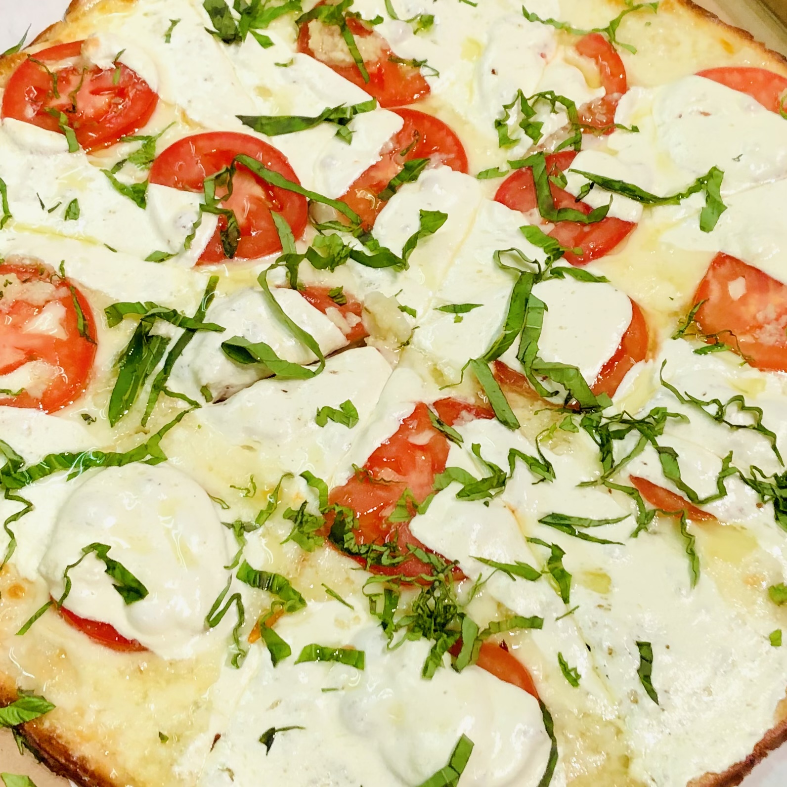 Order Gluten-Free Tomato, Basil & Garlic Pizza food online from Nicks Pizza & Deli store, Fanwood on bringmethat.com