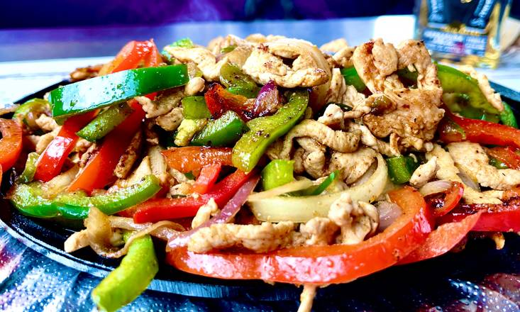 Order Chicken Fajitas food online from Cilantro Taqueria store, Cleveland Heights on bringmethat.com