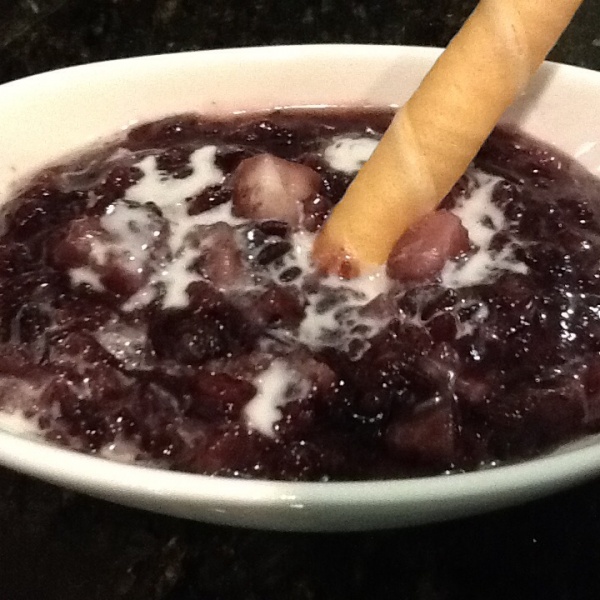 Order Black Rice Pudding food online from Thai Green Village store, Frisco on bringmethat.com