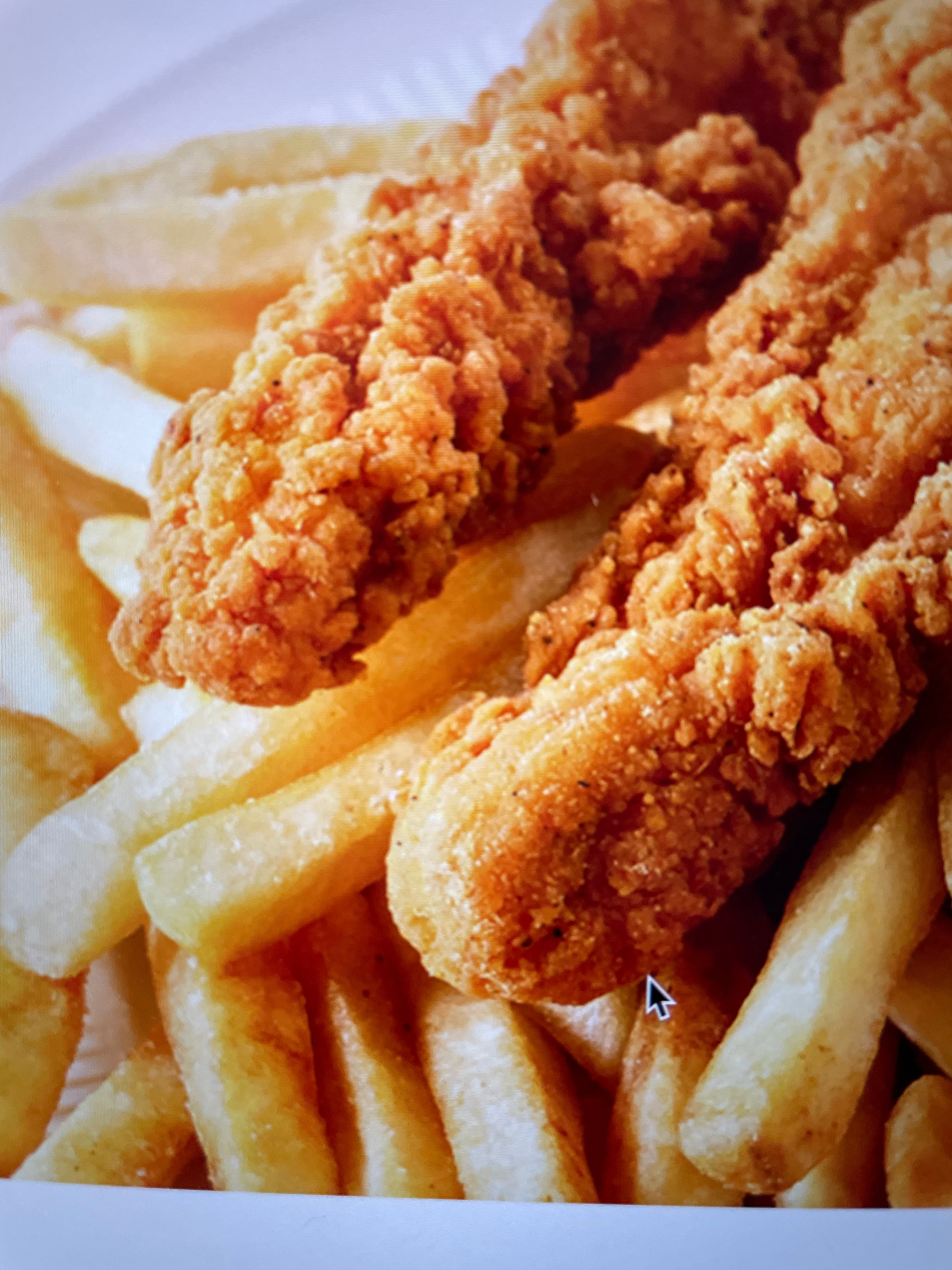 Order Chicken Tenders & French Fries - 5 Pieces food online from Paramount Pizza Slices store, Holyoke on bringmethat.com