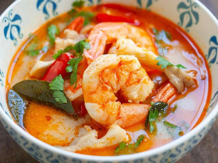 Order Tom Yum Soup food online from Tue thai store, New York on bringmethat.com