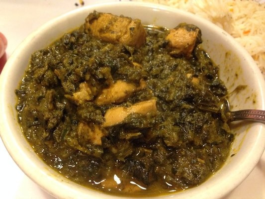 Order Chicken Saag food online from Naan N Curry 16th Street store, San Francisco on bringmethat.com