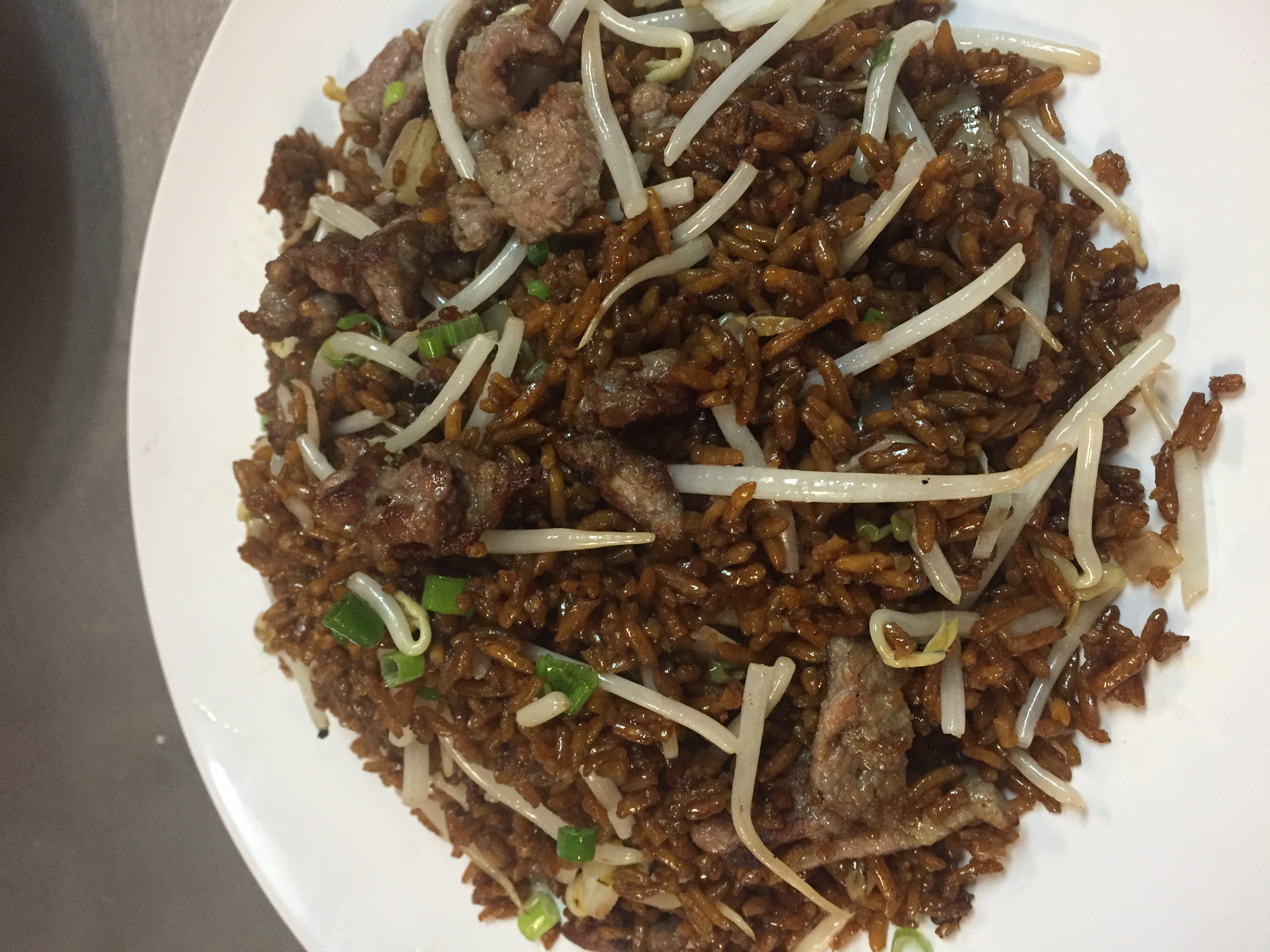 Order 33. Beef Fried Rice food online from Spring House store, Pawtucket on bringmethat.com