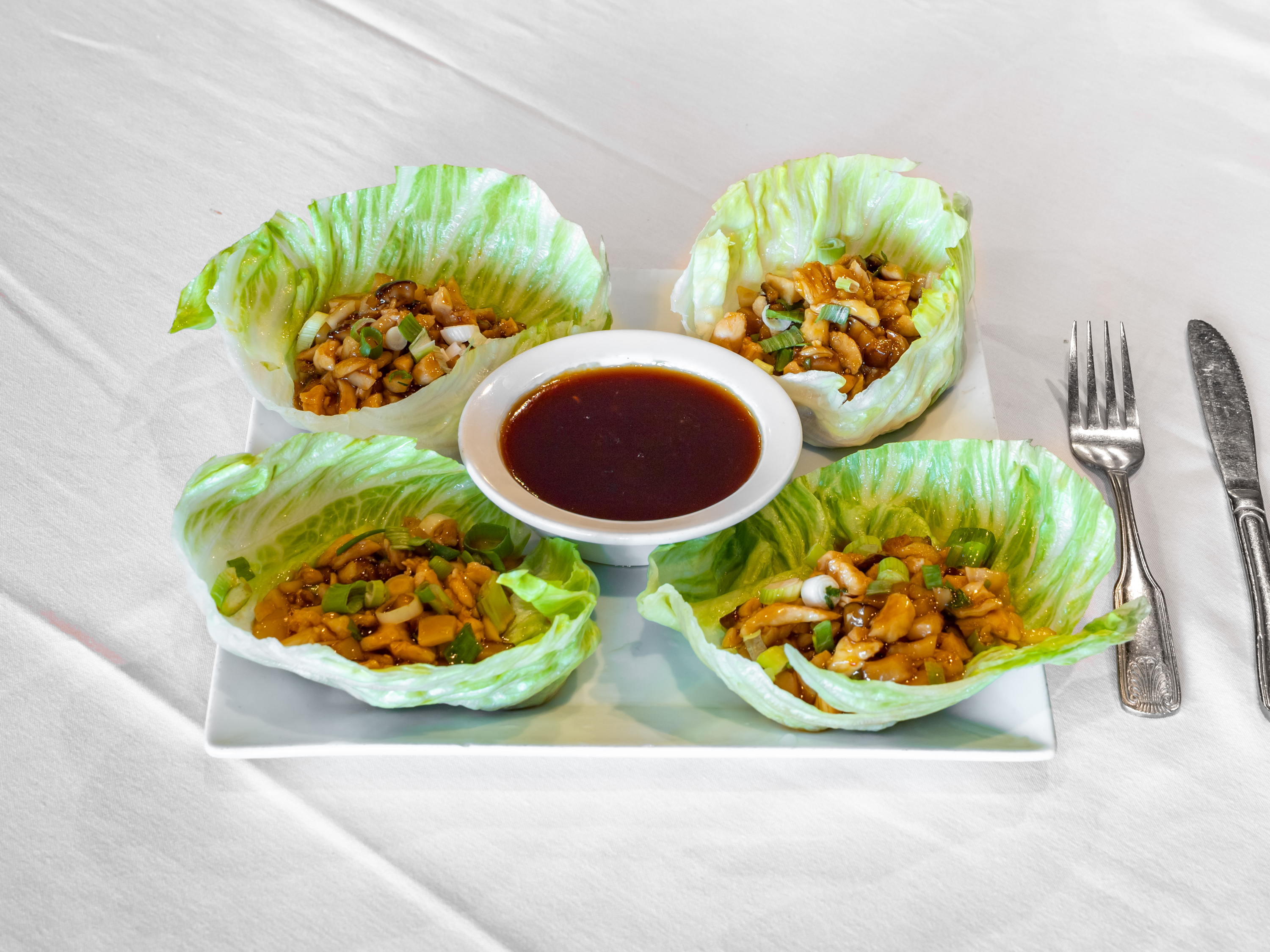 Order 18. Chicken Lettuce Wrap  food online from Mencius Gourmet Hunan store, Kingwood on bringmethat.com