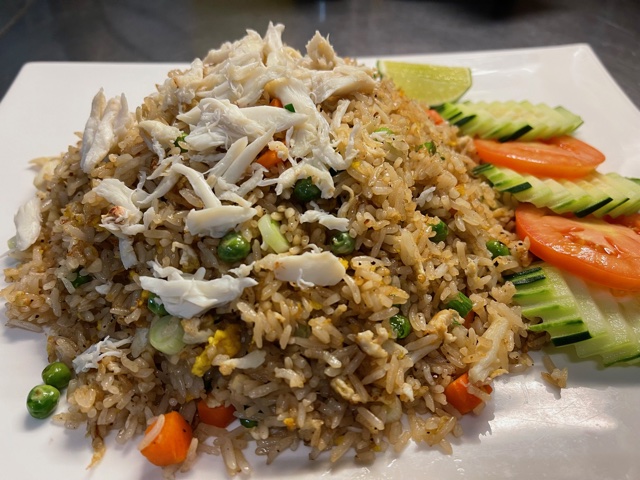 Order Crab Fried Rice food online from Sukho Thai store, Oakland on bringmethat.com