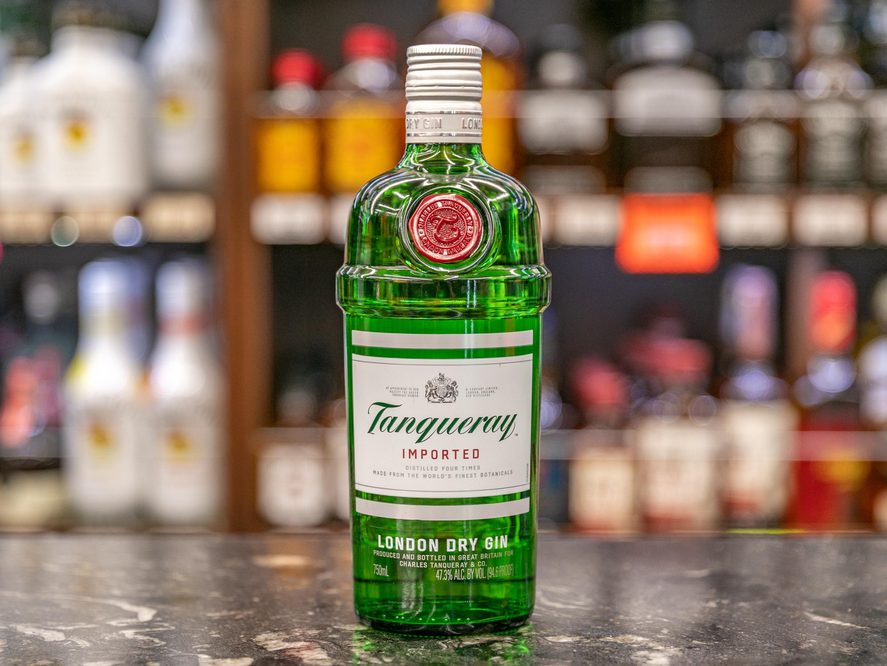 Order Tanqueray Gin Bottle 750 ml. food online from Hilltop Liquor store, San Diego on bringmethat.com
