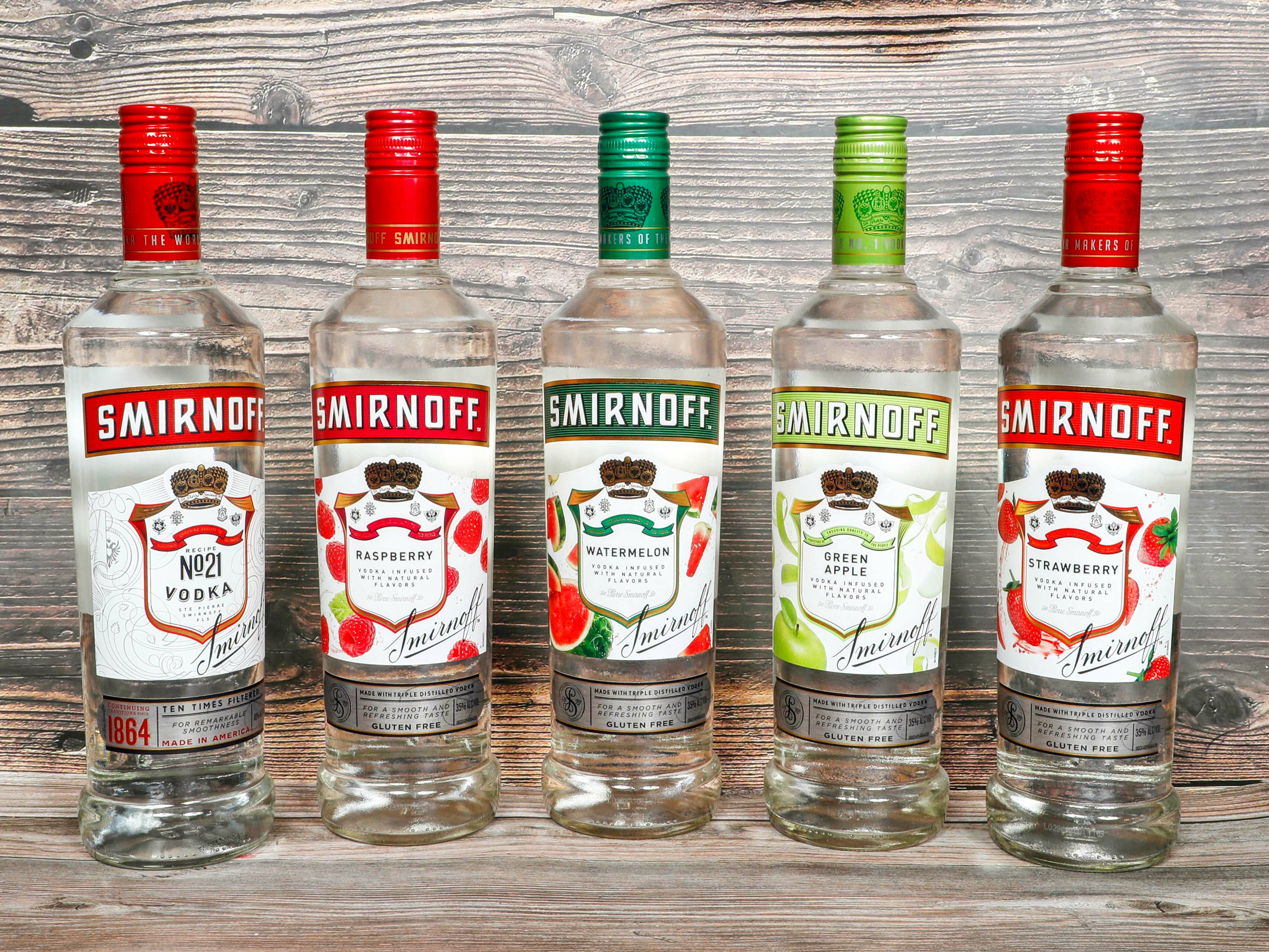 Order 750 ml.  Smirnoff Green Apple, Vodka  food online from Brothers Royal Crown Minimart store, Atwater on bringmethat.com