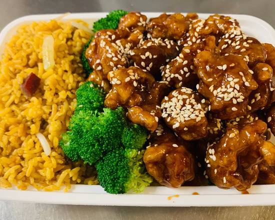 Order C11. Sesame Chicken food online from China Wok store, Allentown on bringmethat.com