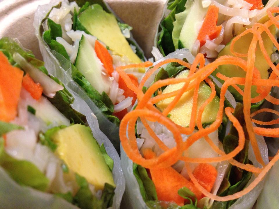 Order Fresh Roll food online from Sweet Lime Thai Cuisine store, San Francisco on bringmethat.com