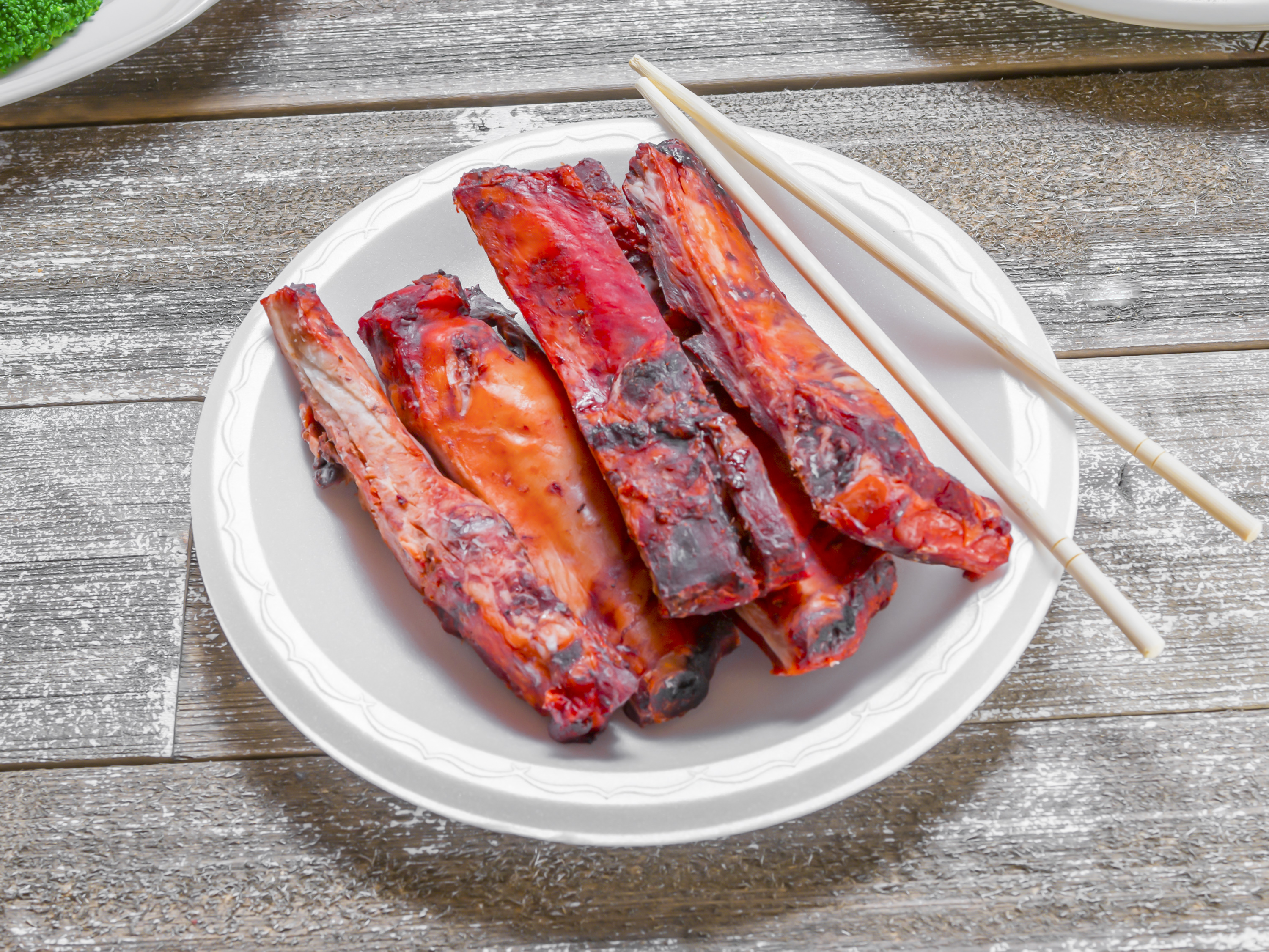 Order 8. BBQ Spare Ribs food online from King Wok Chinese Restaurant store, Pottstown on bringmethat.com