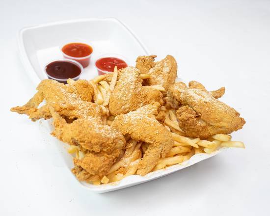 Order 6 Wings with ( Fries & Can Pop) food online from Star Gyros store, Chicago on bringmethat.com