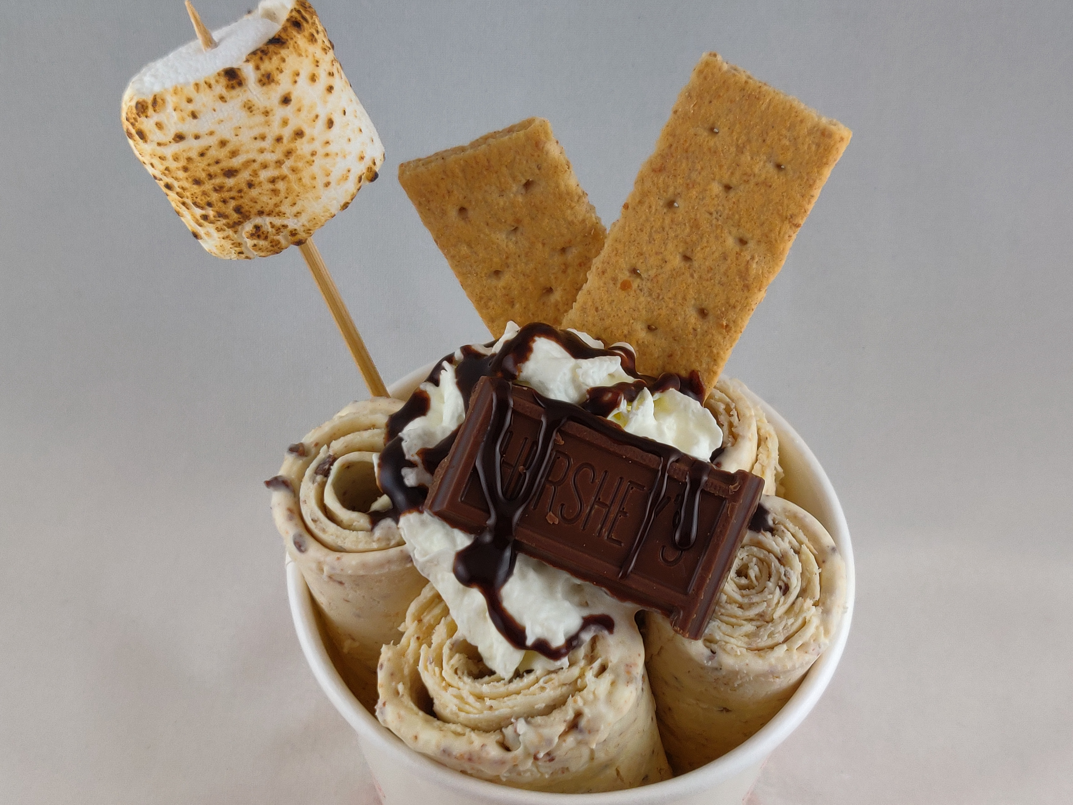 Order S'mores S'mores (Chocolate, Graham) food online from Sweet Monster store, Oak Park on bringmethat.com