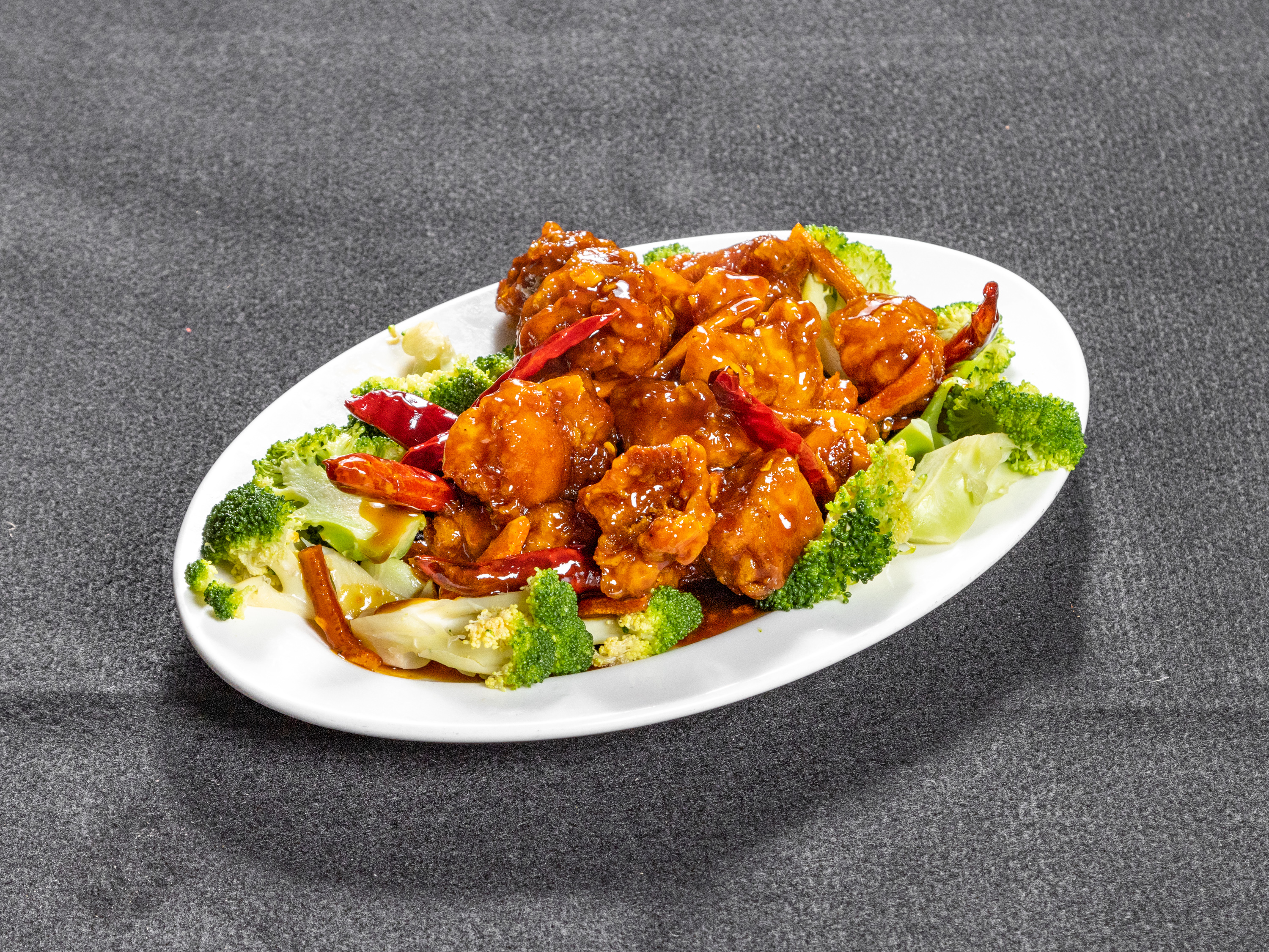 Order (CS) General Tsao's Chicken food online from Chinatown Cafe store, Denton on bringmethat.com