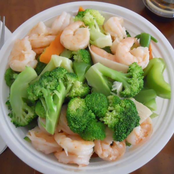 Order Sh10. Steamed Shrimp with Mixed Vegetables food online from Asian Fusion store, Kennesaw on bringmethat.com