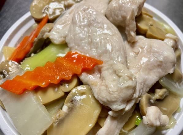 Order Moo Goo Gai Pan food online from Sui Min House store, Paterson on bringmethat.com