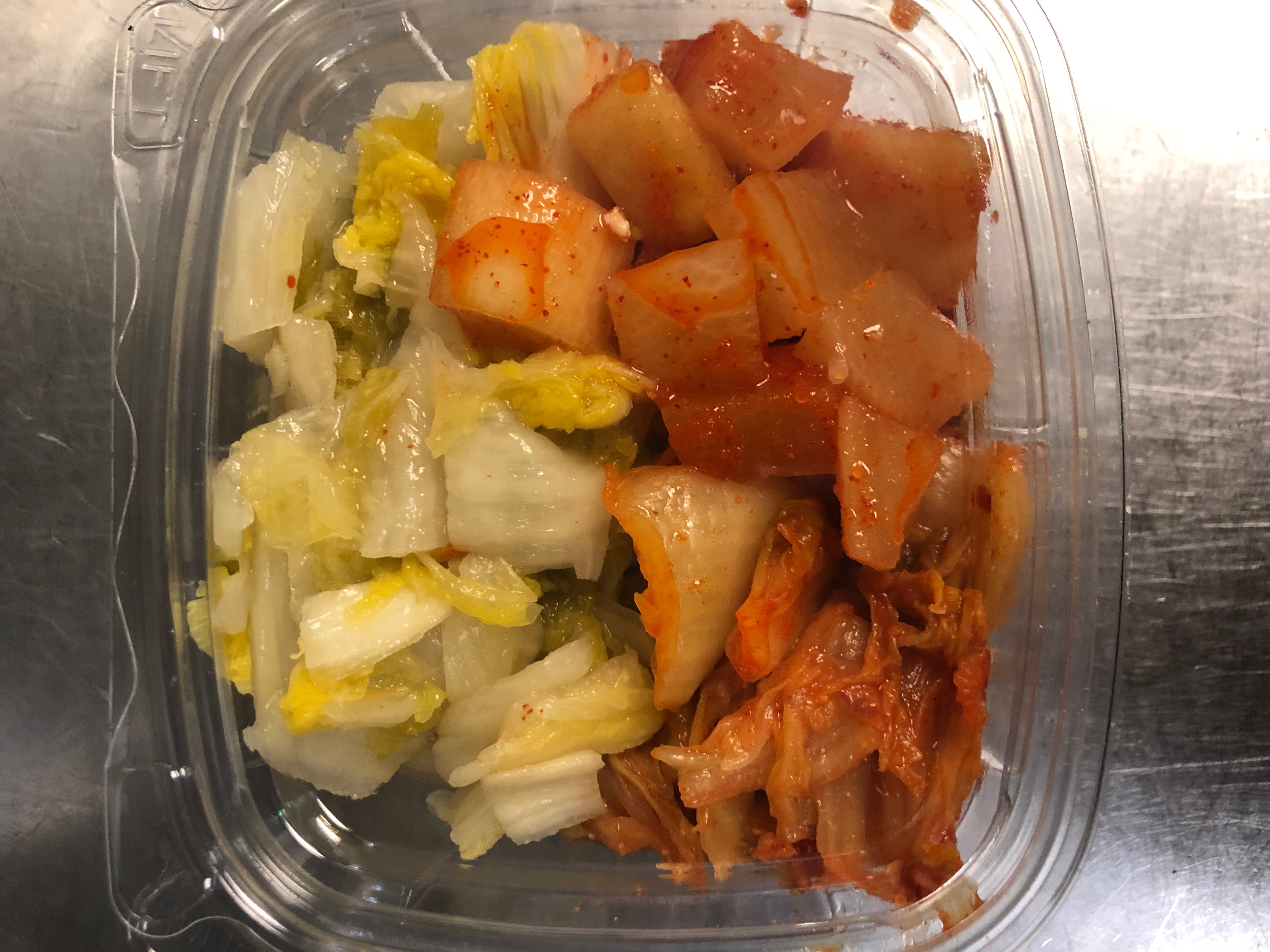 Order Vegan House-Made Fresh Kimchi - MEDIUM (8 oz)  food online from Kimchi grill store, Brooklyn on bringmethat.com