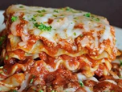 Order Homemade Meat Lasagna food online from Talia's Tuscan Table store, Boca Raton on bringmethat.com