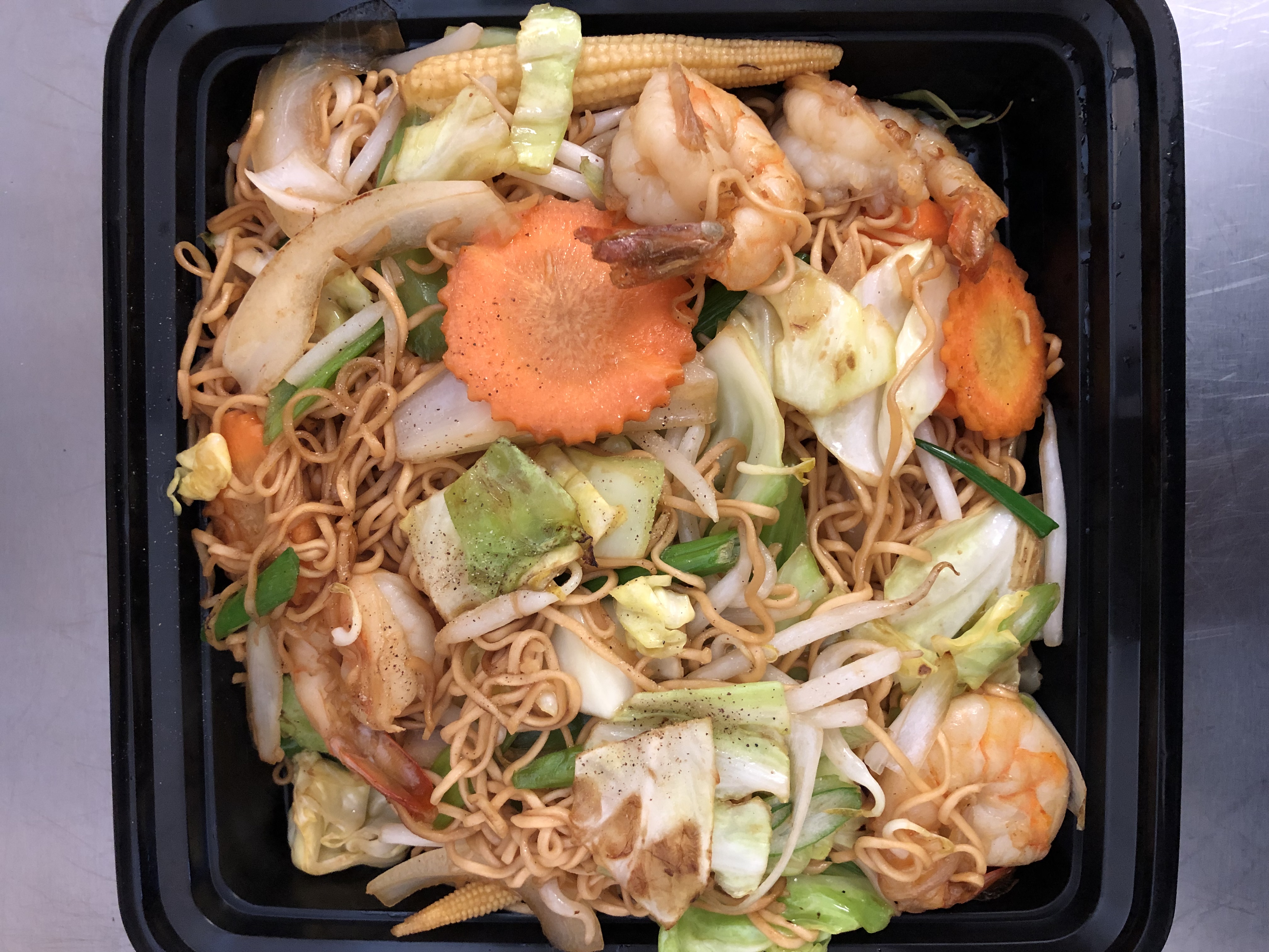 Order 40. Chow Mein food online from Cha Cha 8 store, Panorama City on bringmethat.com