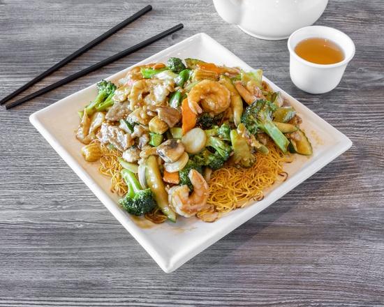 Order Hong Kong Style Pan Fried Noodles food online from Wild Ginger Asian Bistro store, Gilbert on bringmethat.com