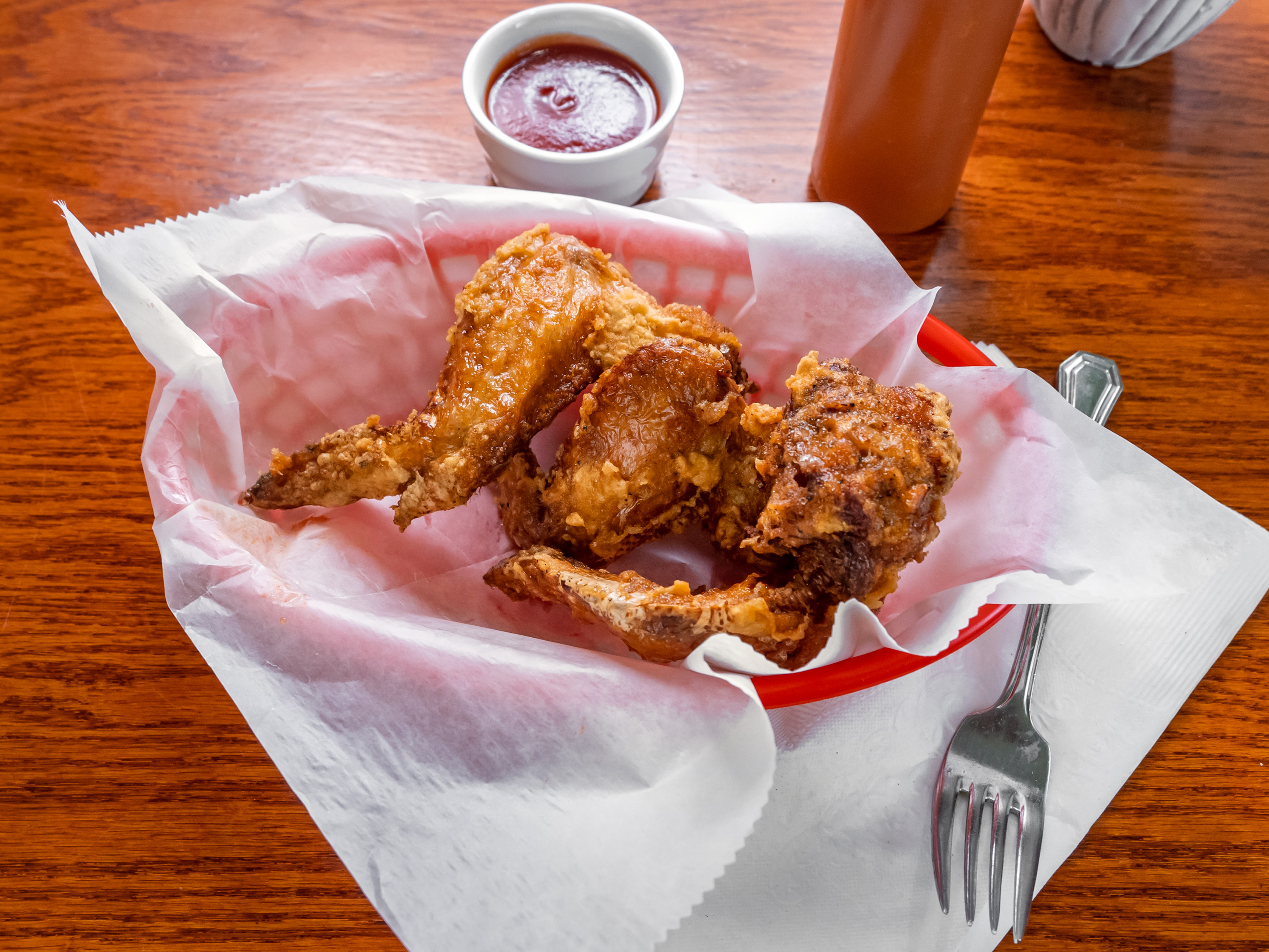 Order Fried Chicken Wings food online from Mt. Airy Breakfast & Lunch store, Philadelphia on bringmethat.com