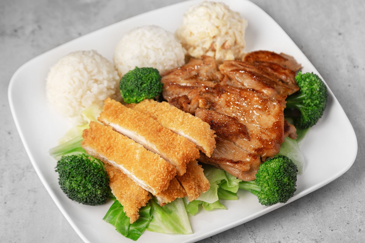 Order Chicken Combo food online from Ono Hawaiian BBQ store, Apple Valley on bringmethat.com