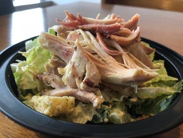 Order Caesar Salad w/ Chicken food online from Saddleback Bbq store, Meridian charter Township on bringmethat.com