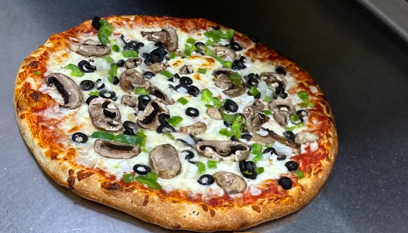 Order Veggie Lovers Pizza Round food online from Pizza Place store, Detroit on bringmethat.com