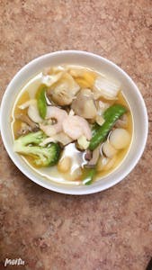 Order 17a. House Special Soup (For 2) 本楼汤 food online from China Town store, Mchenry on bringmethat.com